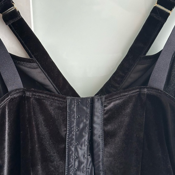 laSenza corset - Picture 4 of 4